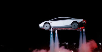 Tesla Roadster Rocket elevándose mediante propulsores de gas frío inspirados en tecnología de SpaceX